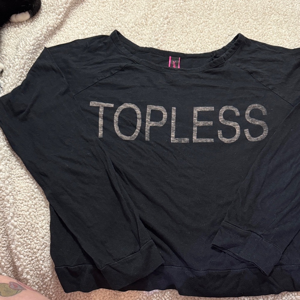La SENZA Black Boxy Long Sleeve Tee